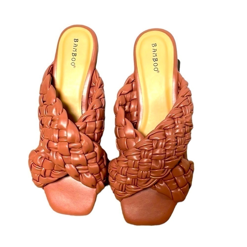 size 9 dark pink color Bamboo sandals